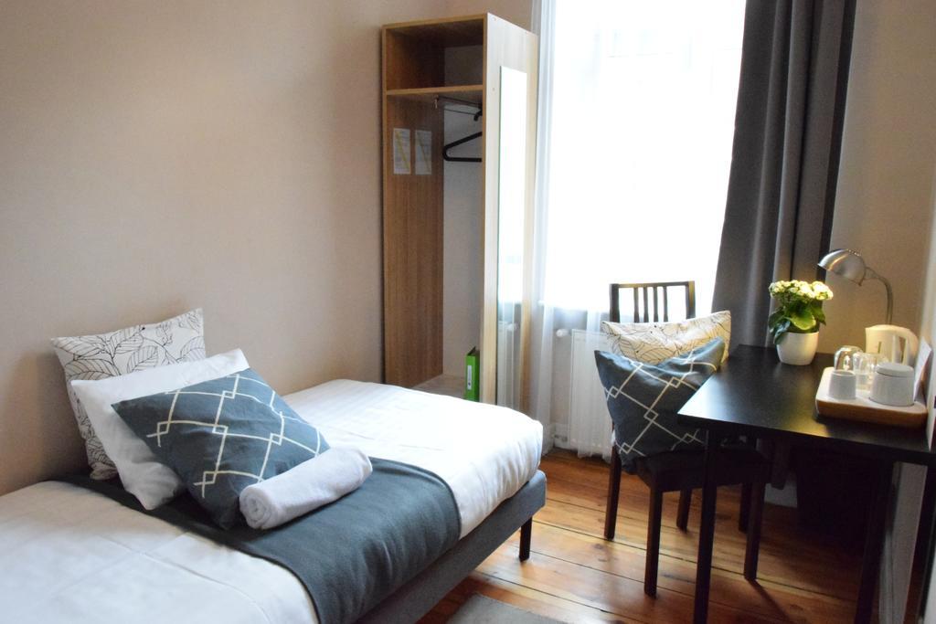 Blooms Inn - City Center Poznan By Friendly Apartments Exteriör bild